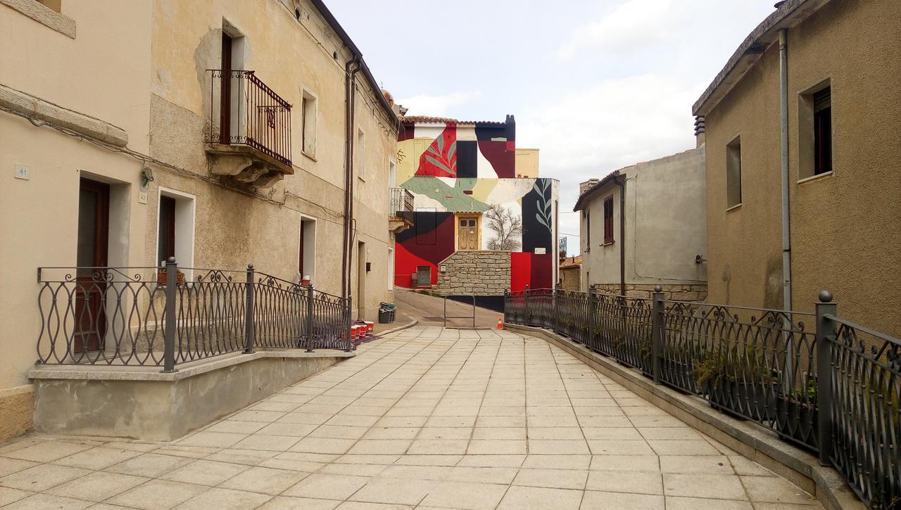 Locanda Li Manni Aggius Экстерьер фото